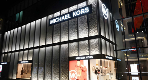 Michael Kors, 45 anni: la nuova campagna celebra le icone di New York
